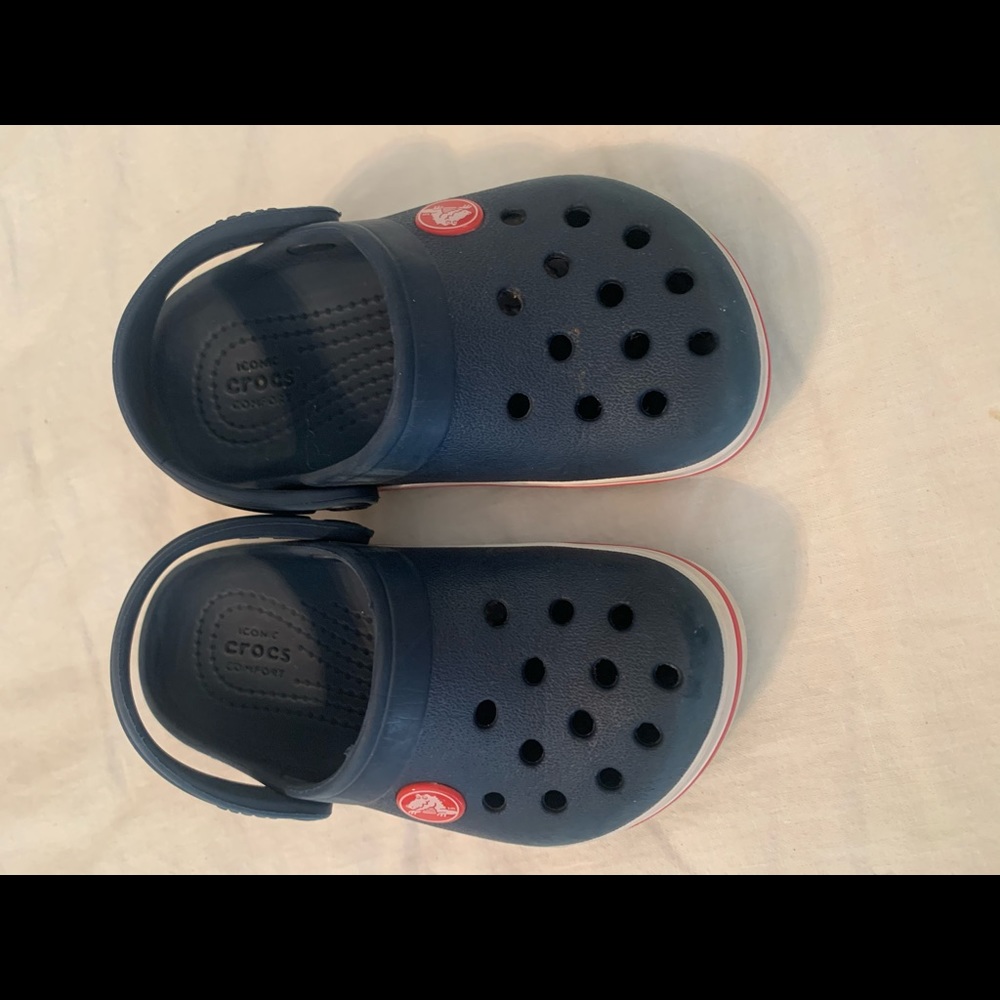 Boys crocs
